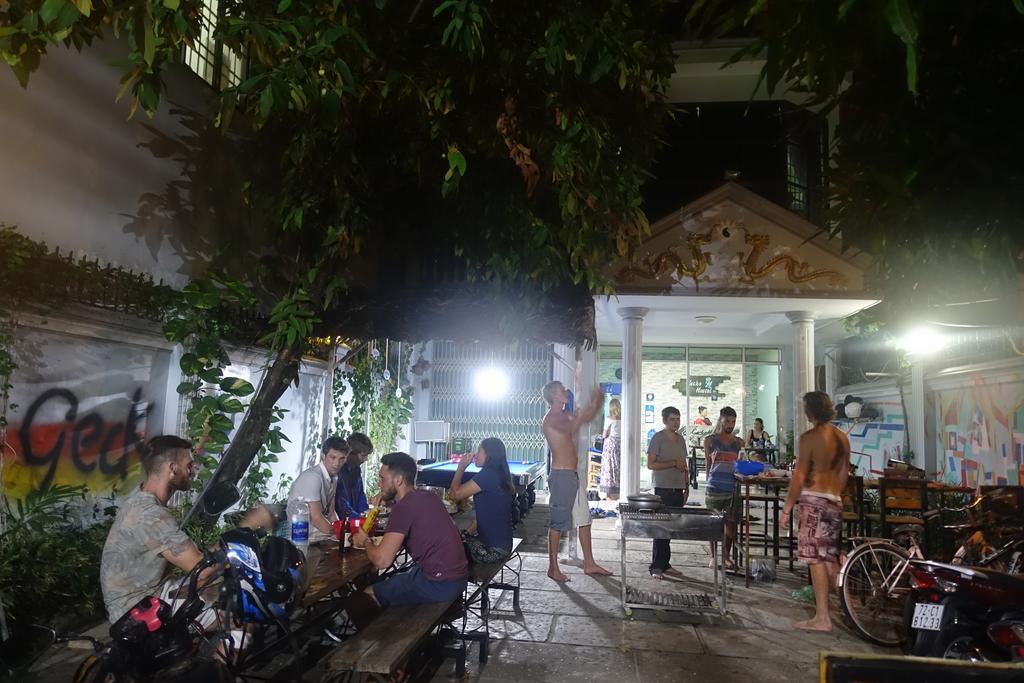 Gecko Hostel (Adults Only) Vung Tau Bagian luar foto